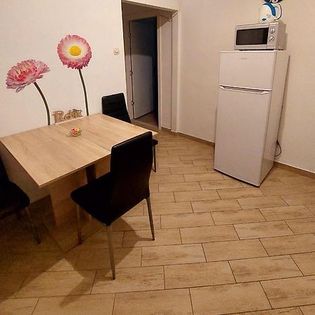 Studio Apartman Dolenac Lägenhet Zagreb Exteriör bild