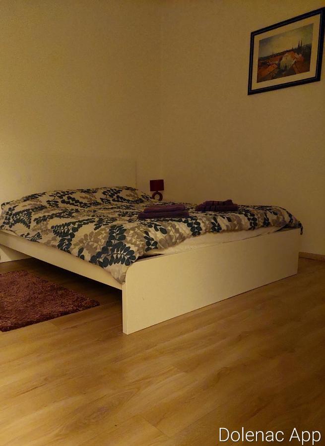Studio Apartman Dolenac Lägenhet Zagreb Exteriör bild